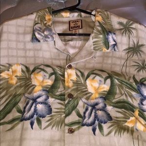 Tommy bahama